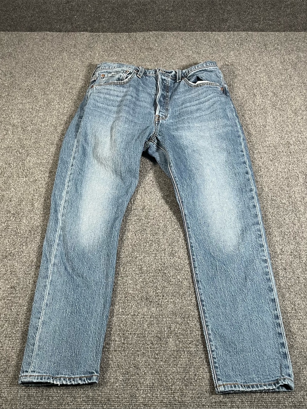 Levis 501 Button Fly Jeans Women’s Size 31x28 Denim Light Wash Western Preppy